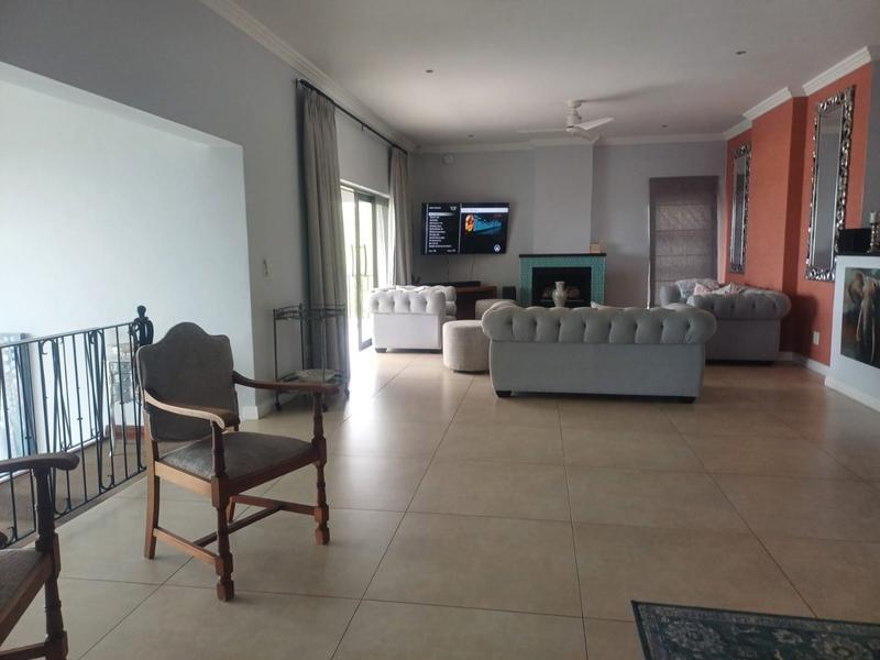 To Let 4 Bedroom Property for Rent in Robberg Ridge Western Cape